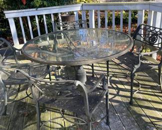 Star and Dolphin cast aluminum patio set