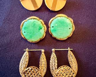 14 kt gold pierced earrings