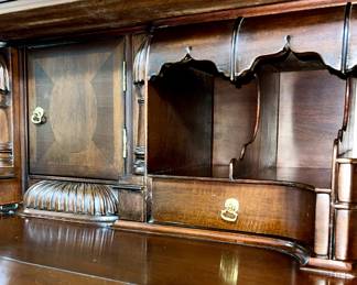 Large Chippendale Mahogany Secretaire Breakfront in Mahogany
Fully Locking with a pulll-out desk.
90"Long • 102"Tall • 17"Deep