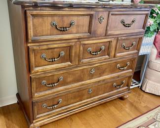 Excellent Tall 6 drawer chest.