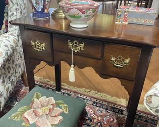 Small Mahogany Side table.
3 drawers
Needlepoint footstool