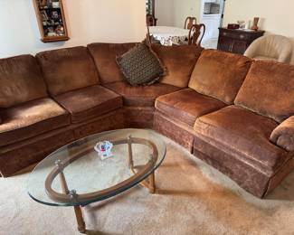 3 piece Huntington House USA sectional in great condition - wood & glass table