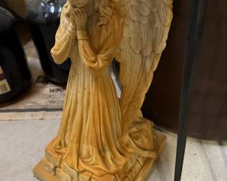 angel statue