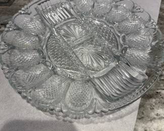 L E Smith egg plate