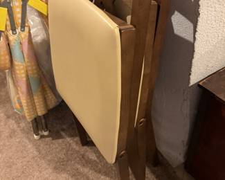 set of 4 folding chairs