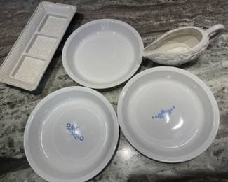 random Corning ware, pyrex & ceramic dishes