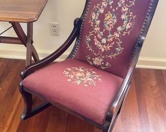 Beautiful Petite pointe rocker 