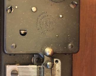 Interior of The Thorens music box 