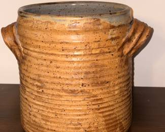 North Carolina pottery FINCH out of Bailey, North Carolina