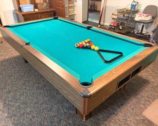Beautiful pool table