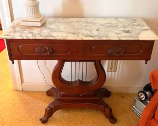 Exquisite harp marble top table