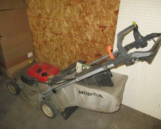 HONDA MOWER 