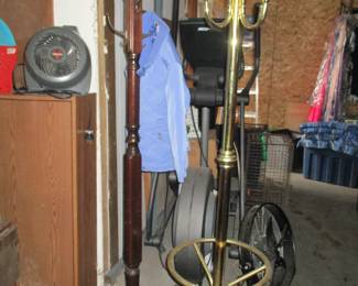 coat racks and hall trees 
