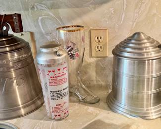 Assorted vintage barware
