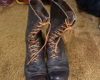 WWII 12 eyelet paratroopers boots