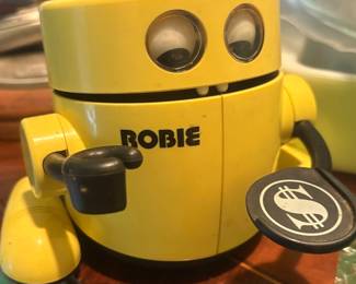 Vtg Radio Shack Robbie the Robotic banker