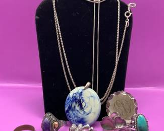 Precious Metal Jewelry Pieces