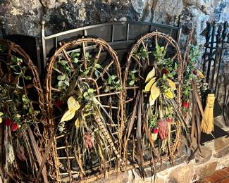 Assorted decor