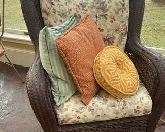 Wicker matching chair