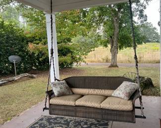 Wicker swing