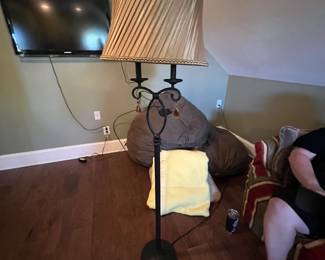 Metal floor lamp