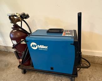 Millermatic 175
230V Wire Welder USA