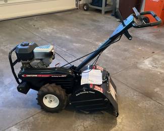 Craftsman Roto Tiller (like new)