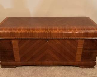 Lane Cedar Chest With Key