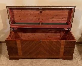 Lane Cedar Chest