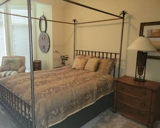 Tommy Bahama 4 post bed