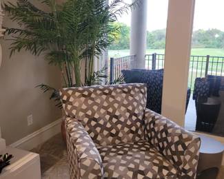 La-z-boy swivel chairs