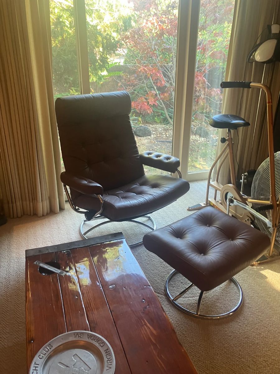 Ekornes chair and ottoman