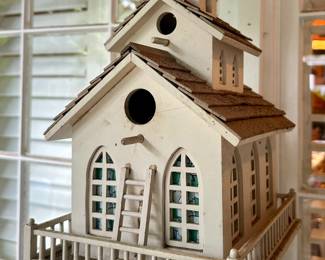 Bird house in a condo style