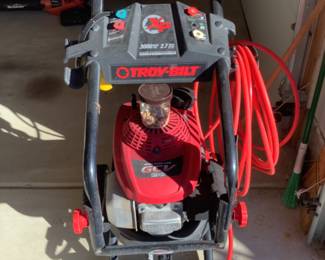 Troy built power washer, 2.7 HP