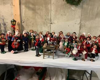40 + Byers Carolers!