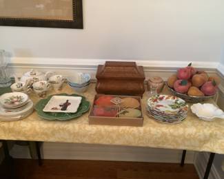 Fruit and bowl, set of fruit dishes, Pottery-barn luncheon plates