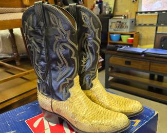 Vintage Tony Llama Boots Men's 9.5D (Garage)