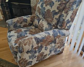 Lazyboy Recliner (Upstairs)