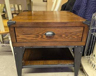 End table (Garage)