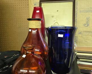 Vases (Garage)