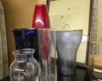 Vases (Garage)