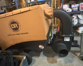 Like new Done Right leaf and lawn Vac..