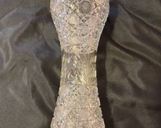 Cut crystal glass vase