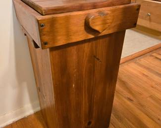 Almish/ cottage core real wood potatoes box / garbage can with lid
