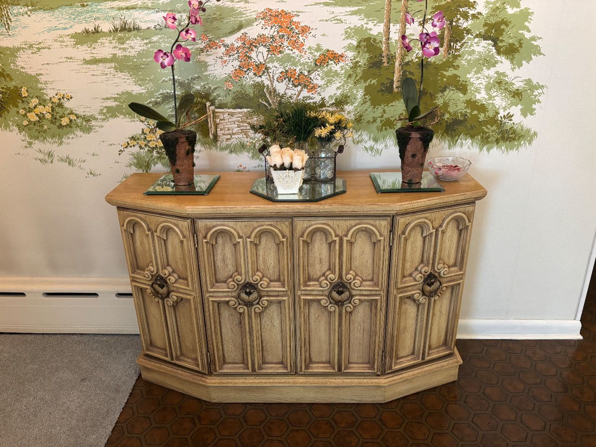 MCM cabinet