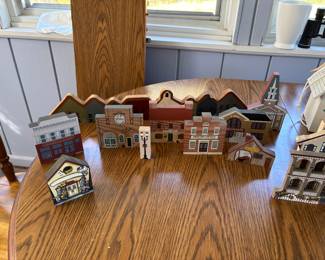 Cat's Meow Village buildings 