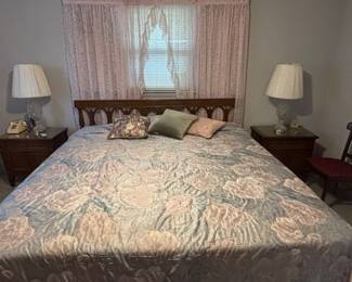 Thomasville bedroom set, king headboard, 2 bedside tables and dresser with 2 mirrors 