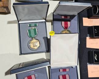 MEDALS LOT