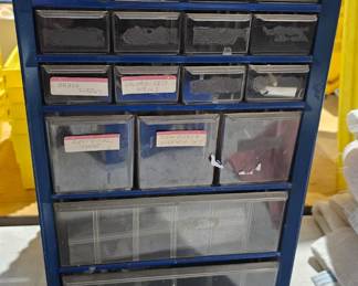 HARDWARE ORGANIZER
