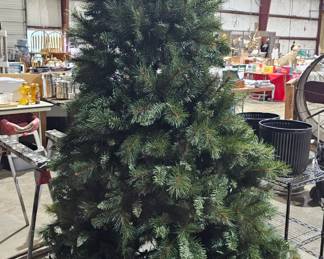 CHRISTMAS TREE